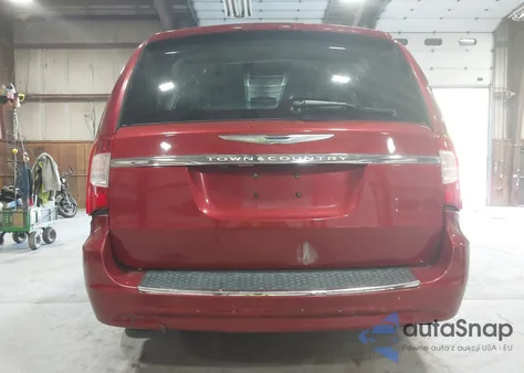 2013 Chrysler Town & Country Touring-L z USA, uszkodzony, nr VIN 2C4RC1CG3DR541472